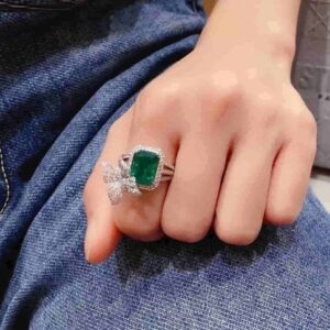 Greenish butterfly ring - Image 2