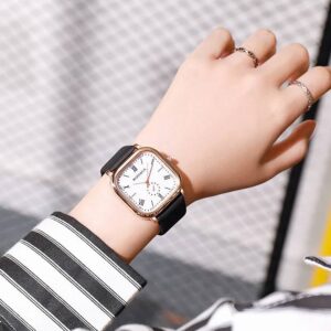 Slim strap watch - Image 2