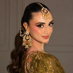 Paikar Earrings & Bindia Set - Image 1