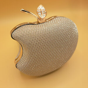 Golden apple - Image 1