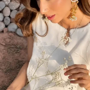 Zunaira Earrings - Image 1