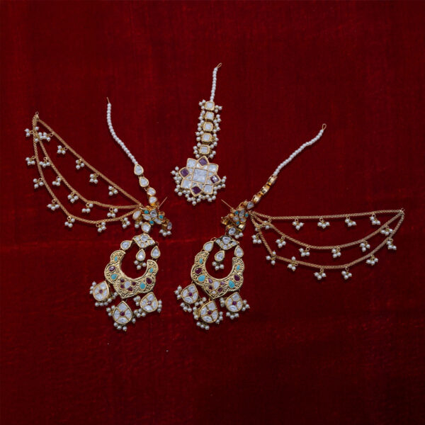 Rani kundan earrings and bindia