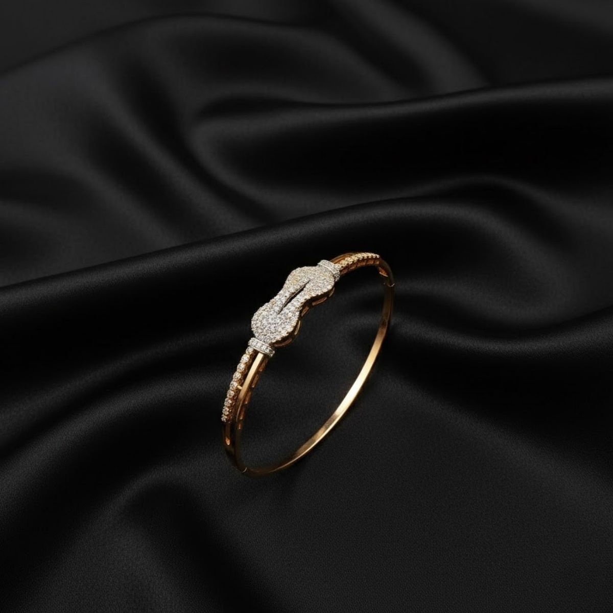 Crest Ring Silver Stons