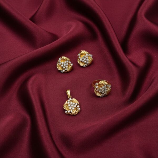 Flos Earrings Bindi Set