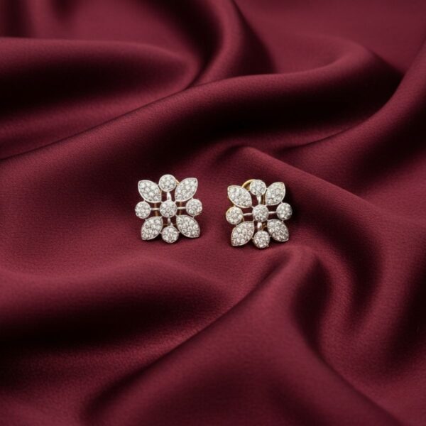 Solus Ear Hops Studs