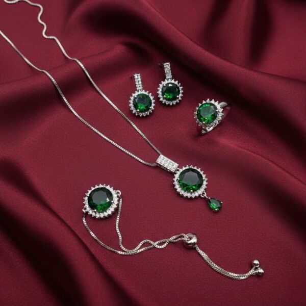 Stella Set Necklace, earrings, bindia Stella Set Necklace, earrings, bindia